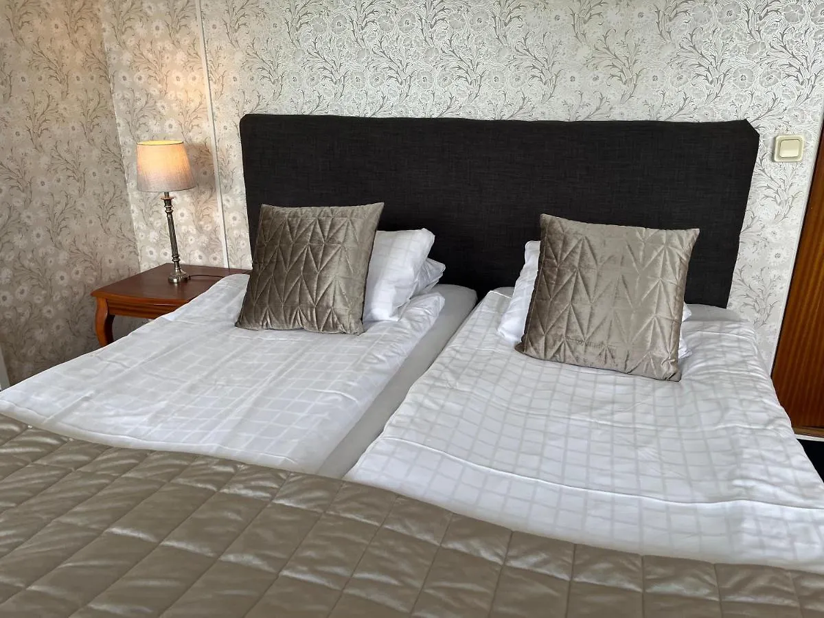 Hotell Bele Trollhättan 3*,  Suecia